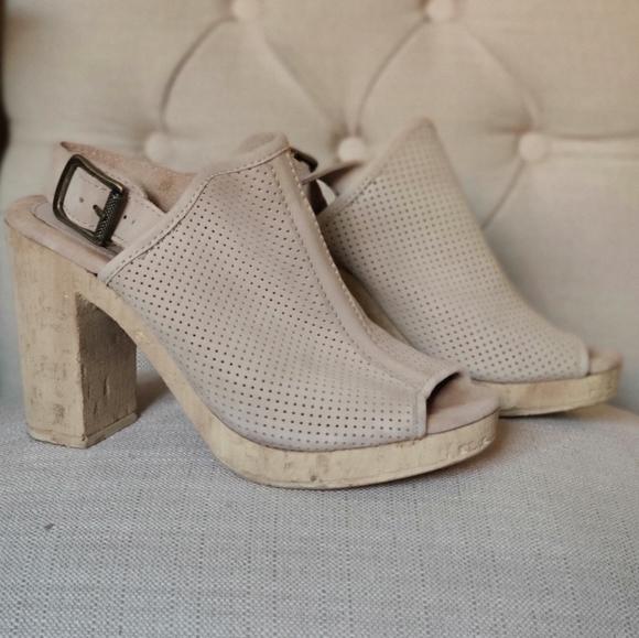 Shoes - Ladies Sbicca Chunky Cork Heels